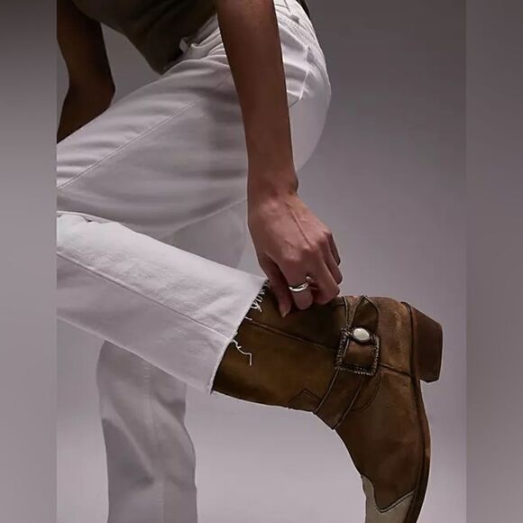 TOPSHOP Straight White Jeans with Raw Hem NWT Size US 8 32X32 - Picture 9 of 11